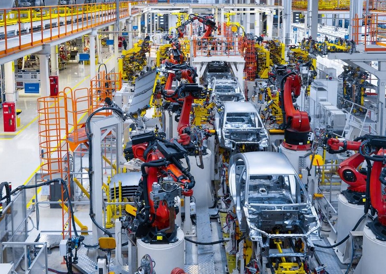 工信部：推动人工智能全方位赋能新型工业化 深化5G+工业互联网规模化应用