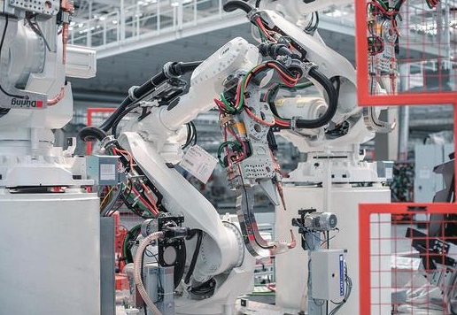 工信部部署推进制造业重点产业链高质量发展行动